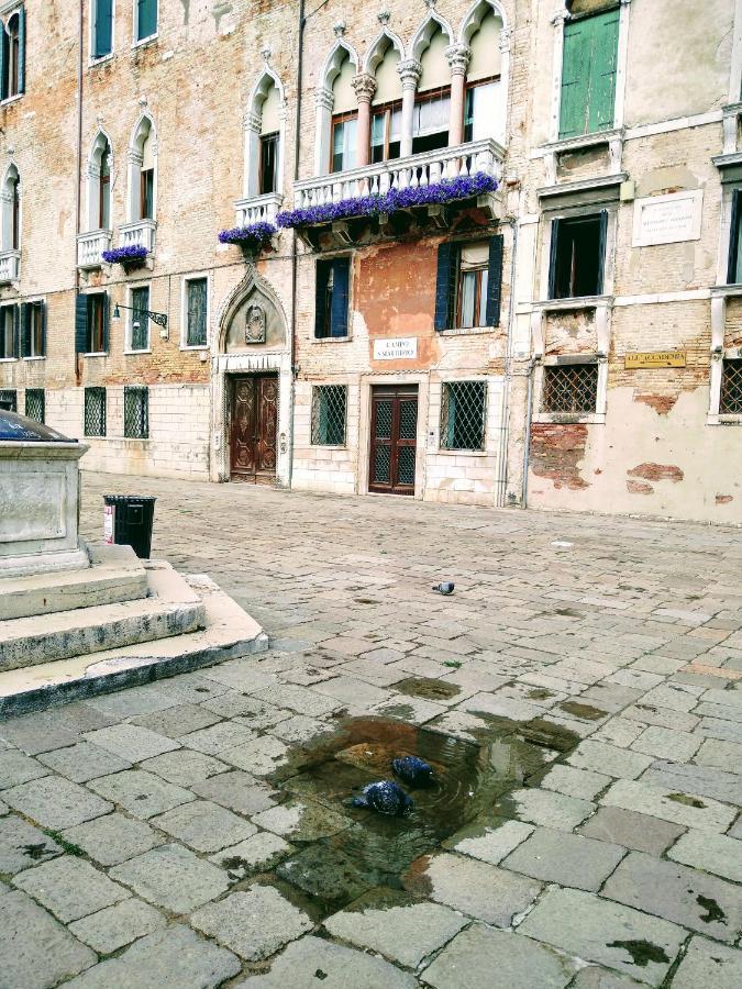 Love Island Venice Ngoại thất bức ảnh